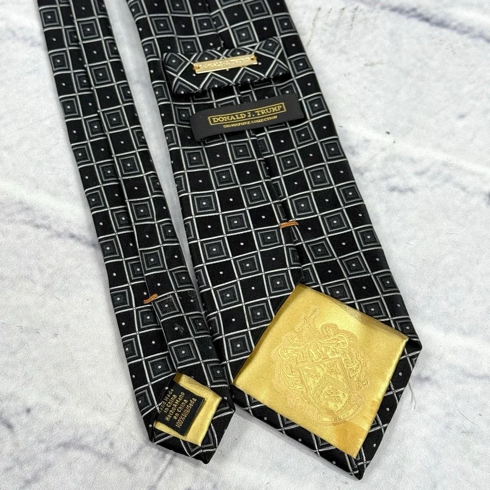Donald J Trump Signature Collection Silk Tie Black Geometric 60